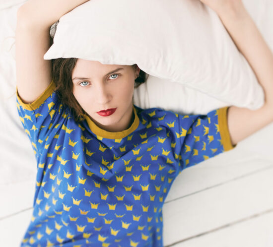 pyjama women with pillow